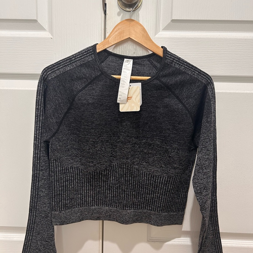 Ombre Seamless Long-Sleeve Top